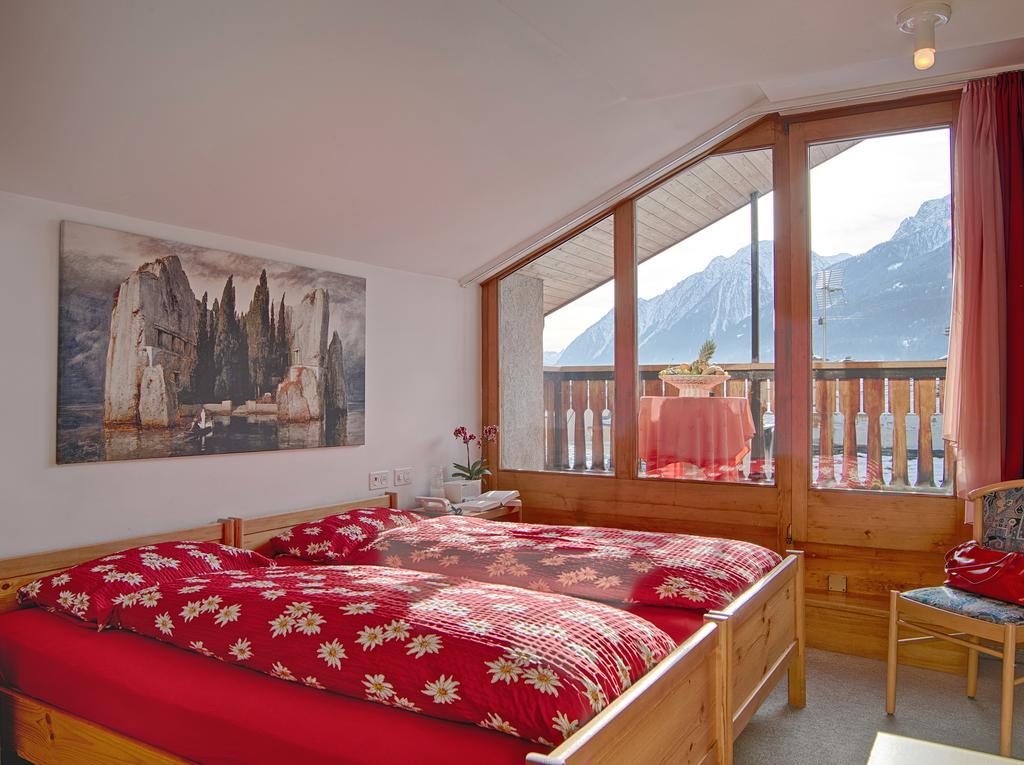 Poschiavo Suisse Hotel & Traditional Fondue Stube Luaran gambar