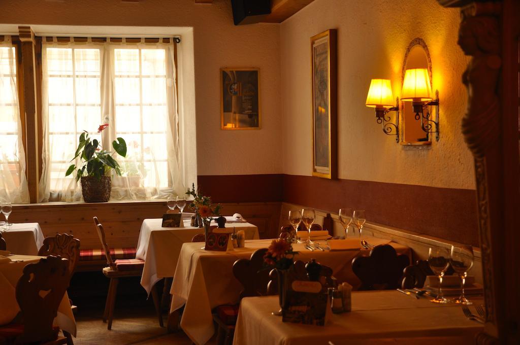 Poschiavo Suisse Hotel & Traditional Fondue Stube Luaran gambar